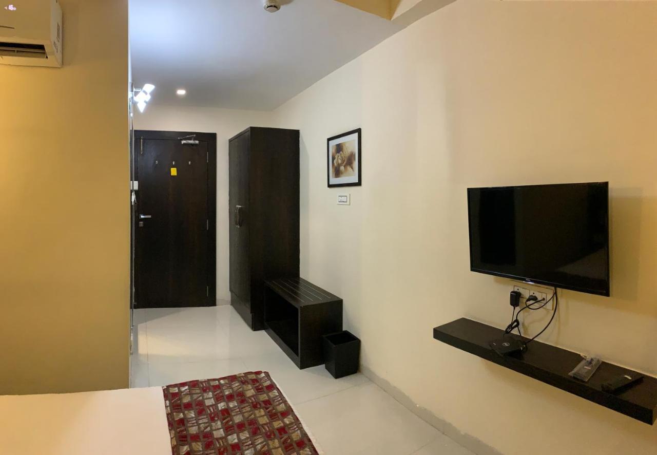 Hotel Singh'S By Wb Inn, Vashi, Navi Mumbai Kültér fotó